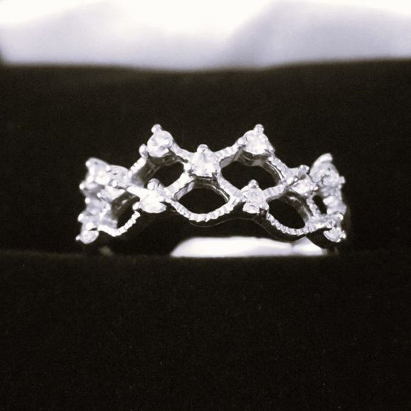 Fancy Ladies Fashion Band / Solid .925 Sterling Silver - Picture 3 of 4